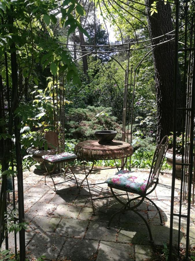Bosgeluk Bed & Breakfast Helmond Bagian luar foto